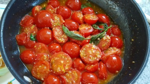 Enkla tomatröran
