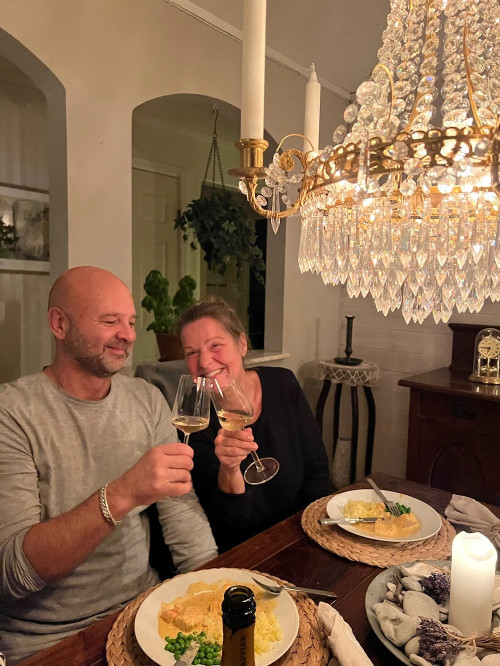 Middag & champagne med familjen