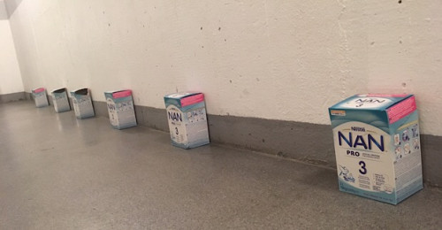 Den som spar hon har