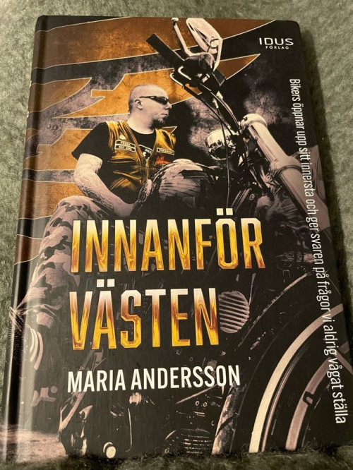 Innanför västen - Maria Andersson